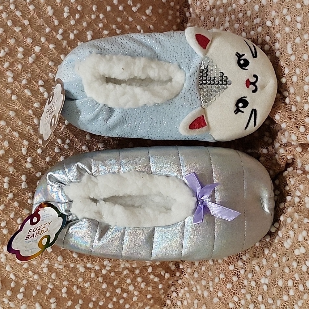 Fuzzy Babba girls slippers